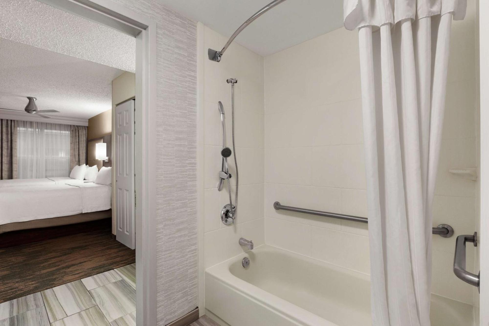 Homewood Suites By Hilton Dallas-Плейноу Екстериор снимка